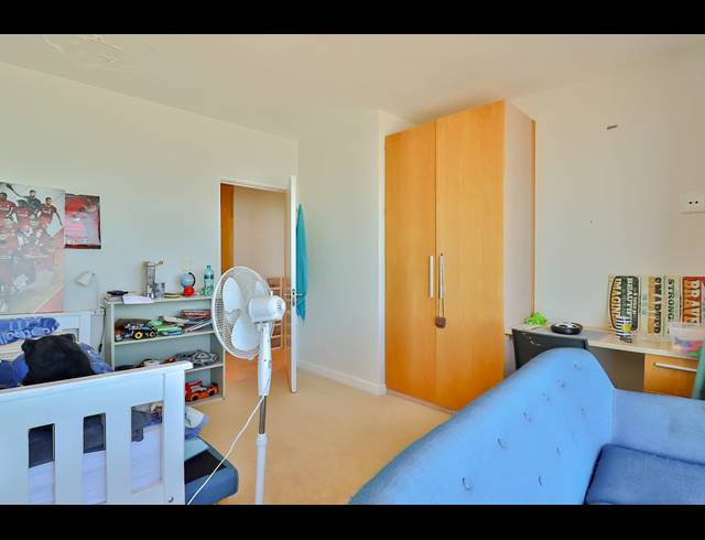 4 BEDROOM APARTMENT FOR SALE IN STRAND NORTH